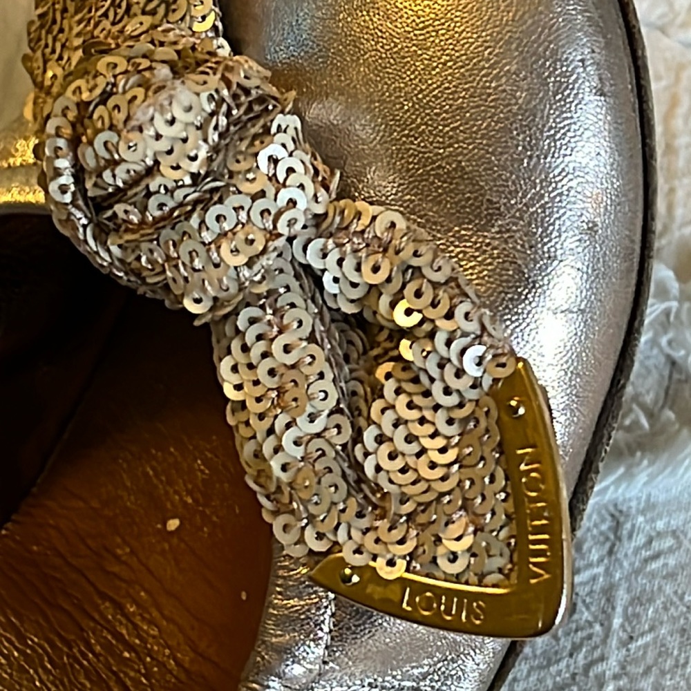 Louis Vuitton gold ballet flats 40